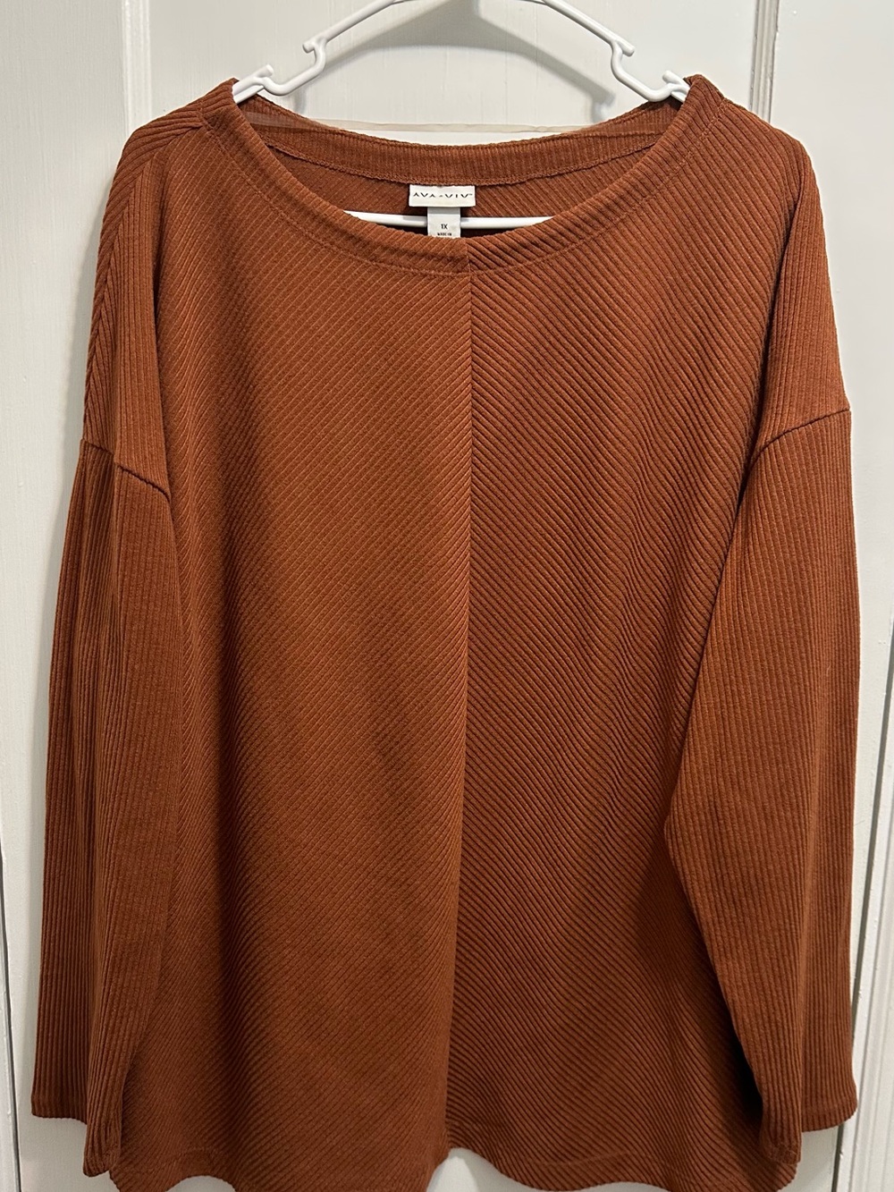 Ava & Viv: Rust Ribbed Long Sleeve Sweater